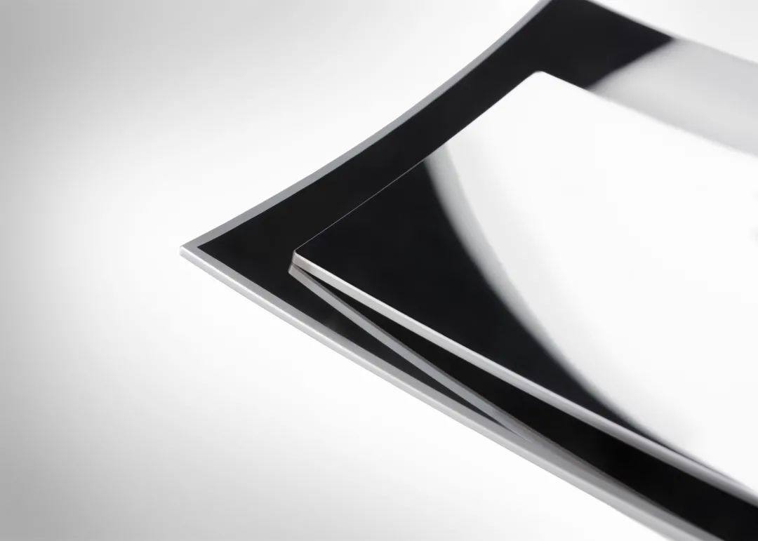 康宁玻璃用于现代摩比斯AR HUD曲面反射镜，已在2021 IONIQ 5上应用