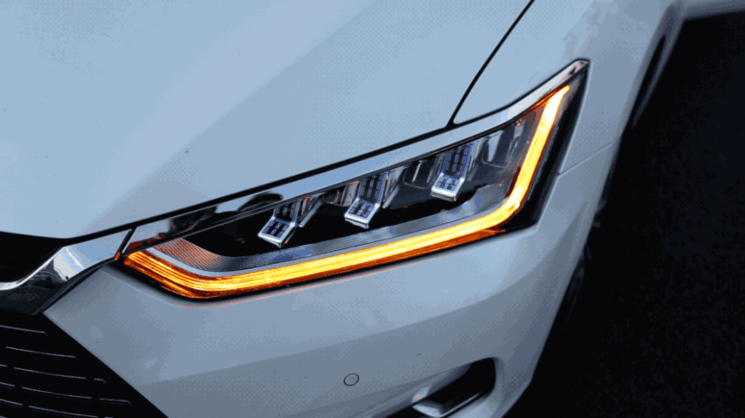 【汽车电子】关于汽车流水转向灯的新法规解读