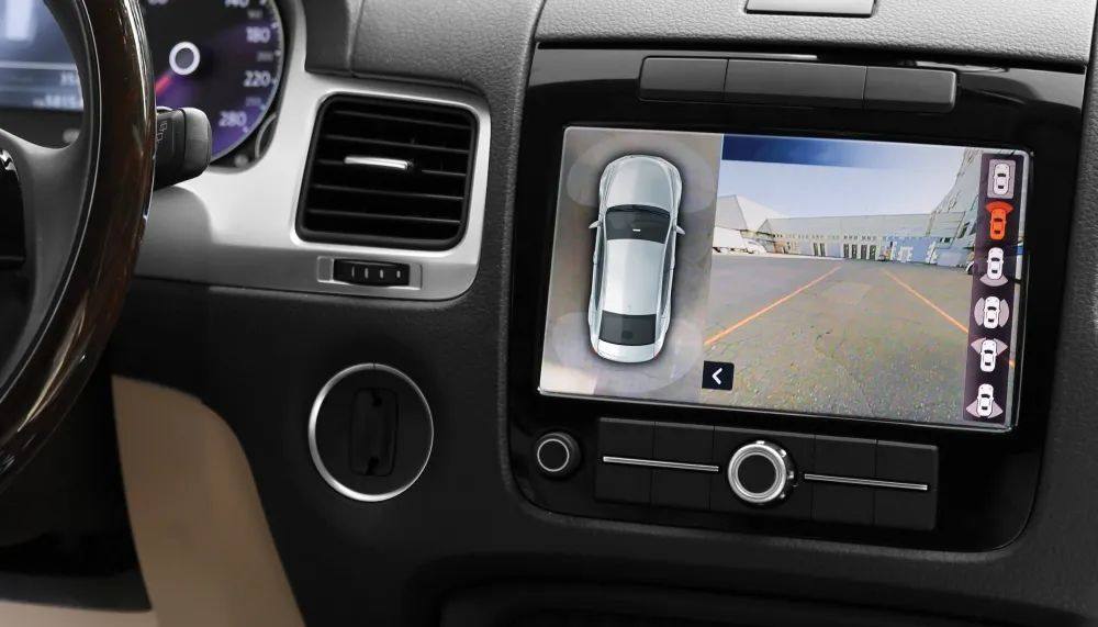 豪威集团全新汽车SoC：为环视和后视摄像头提供高性能LED闪烁抑制和HDR