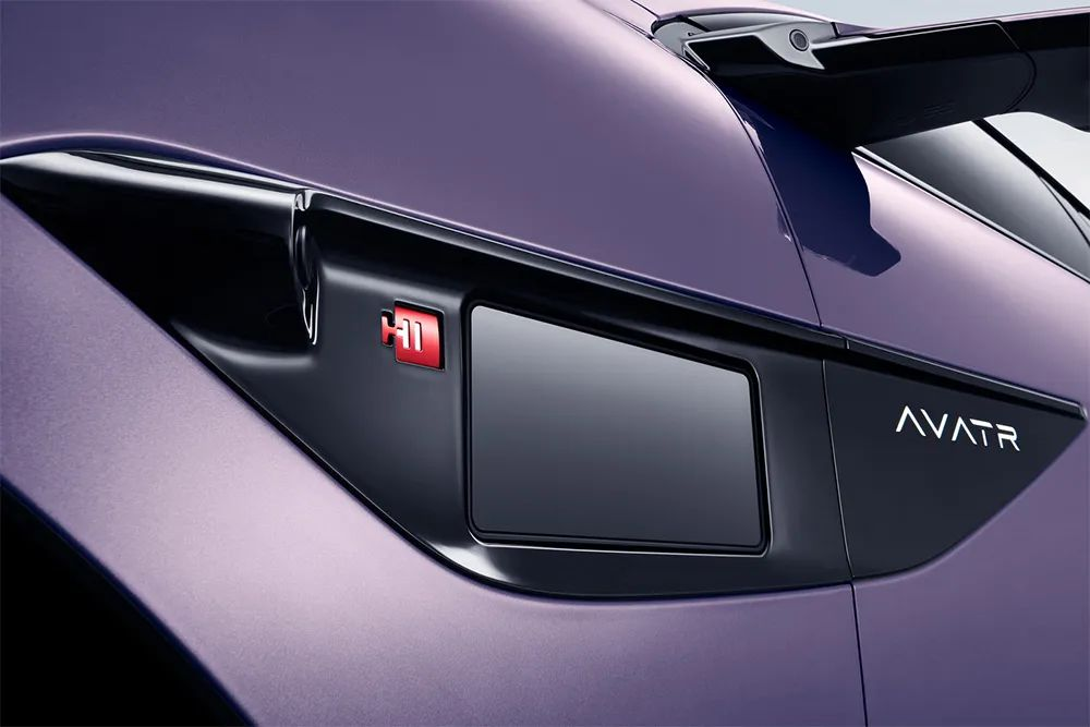 阿维塔12正式上市，新车亮点盘点：交互屏|调光玻璃|电子后视镜|“水幕特效”氛围灯等
