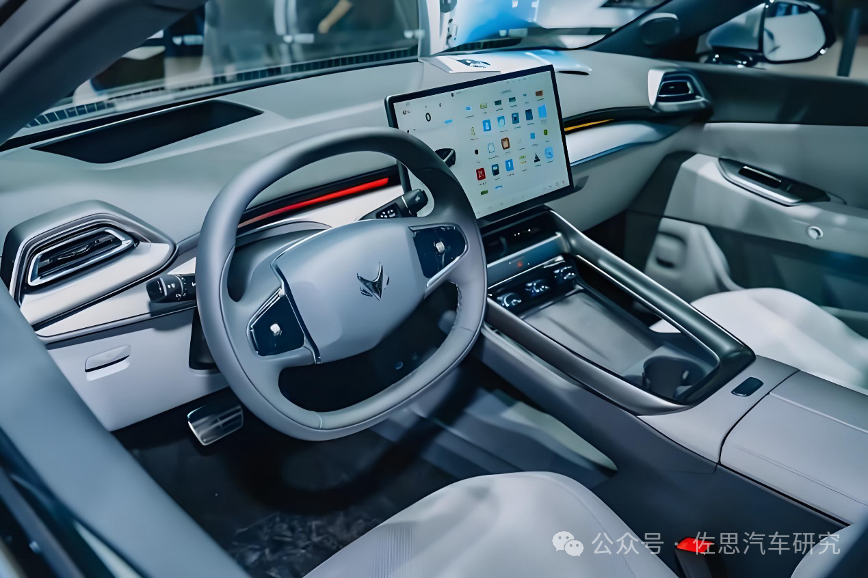 JiFox Alpha S5 is launched with shock, innovatively equipped with 68-inch AR-HUD, Jiangcheng Technology leads a new chapter in intelligent driving
