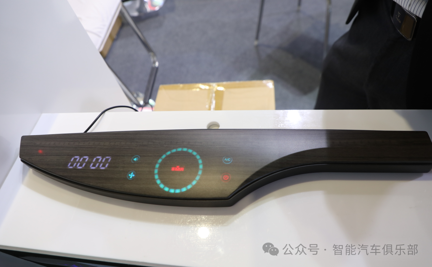 汽车内饰常用模内装饰：IML/IMR/INS工艺对比